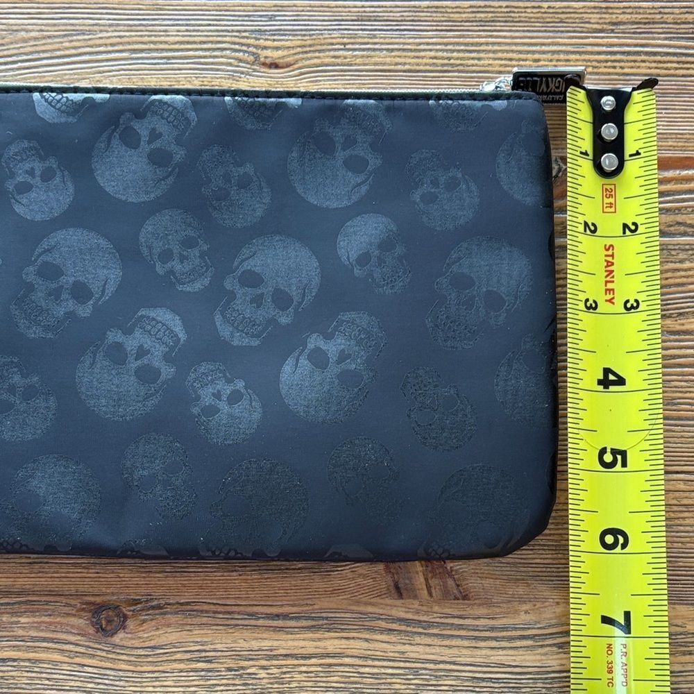 Black Skull Cosmetic Bag Nwot View 5
